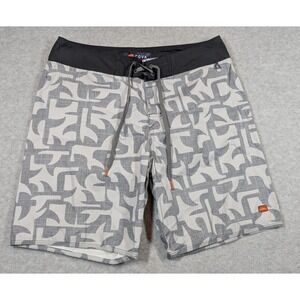 Cova Men Shorts 32x7 Swim Trunks Abstract Print Drawstring Waist Vacation Cruise